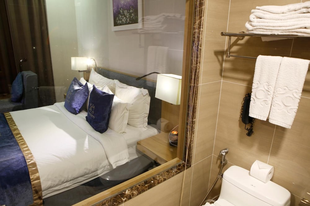Фото Ciao SaiGon Hotel & SPA