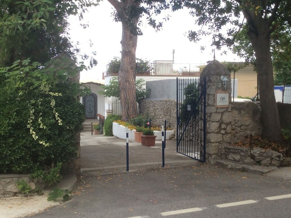 Фото Hotel Victoria Place