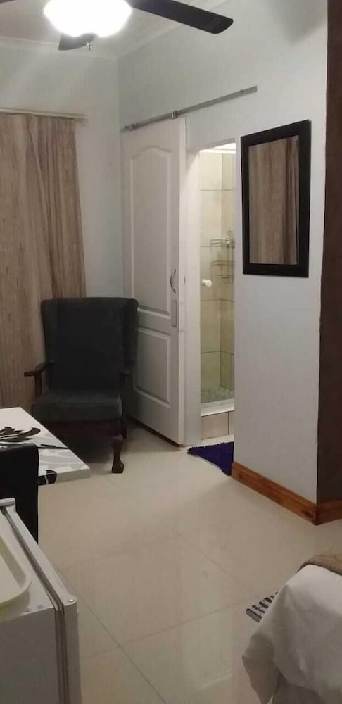 Фото Shekinah Lodge