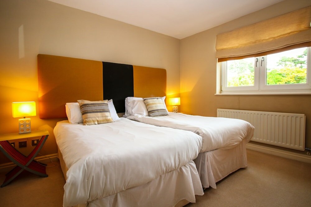 Фото Turnberry Apartments