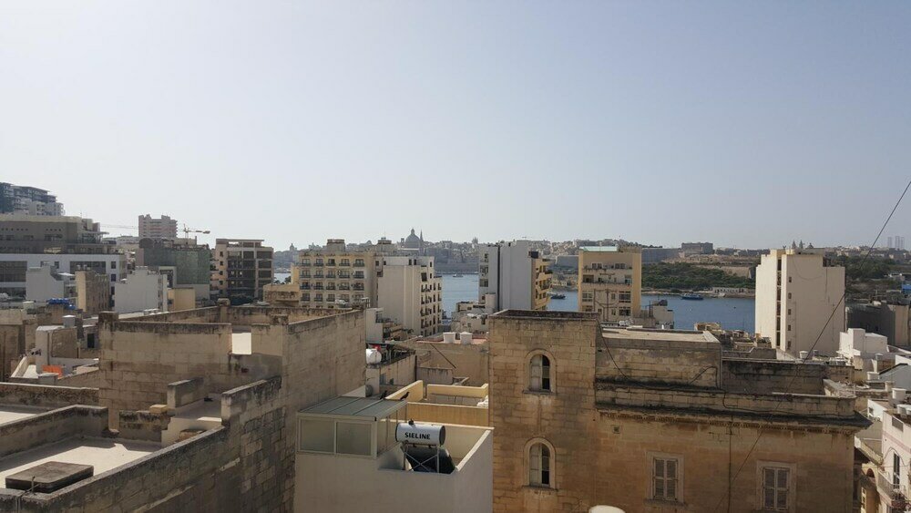 Фото D Townhouse