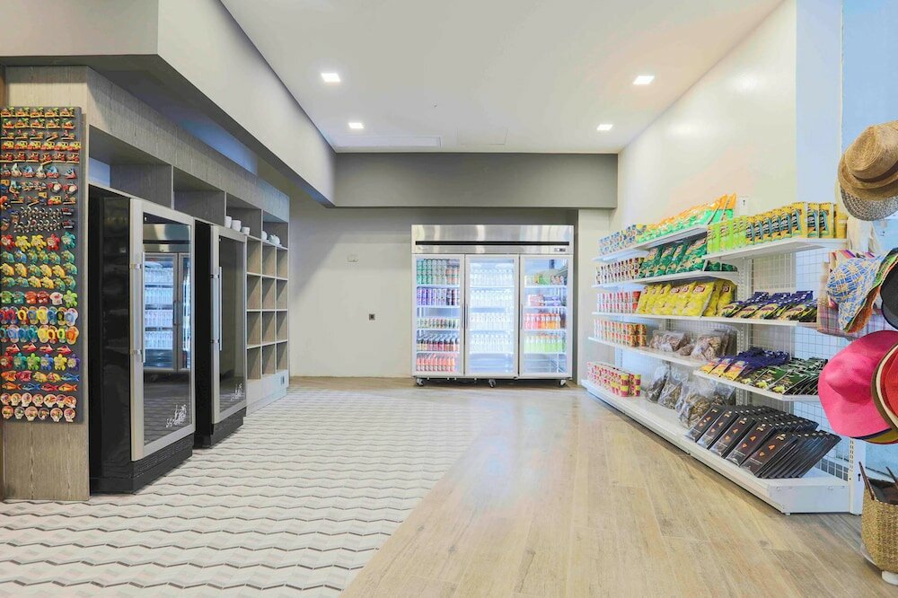 Фото Bai Hotel Cebu