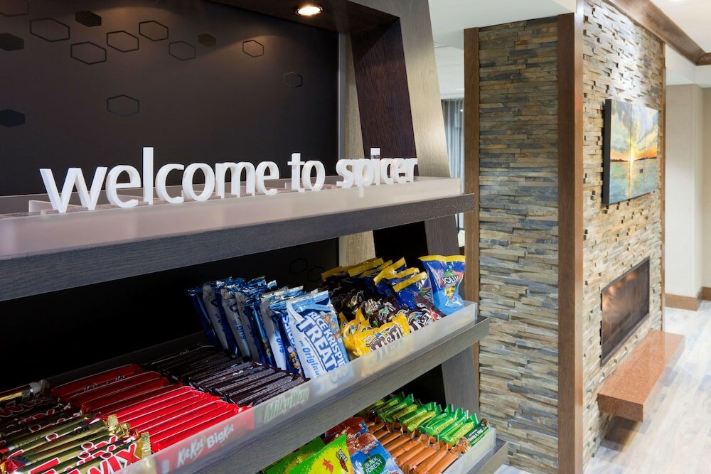 Фото Hampton Inn Spicer Green Lake