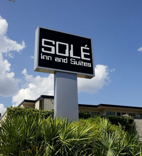 Гостиница Sole Inn and Suites в Пенсаколе