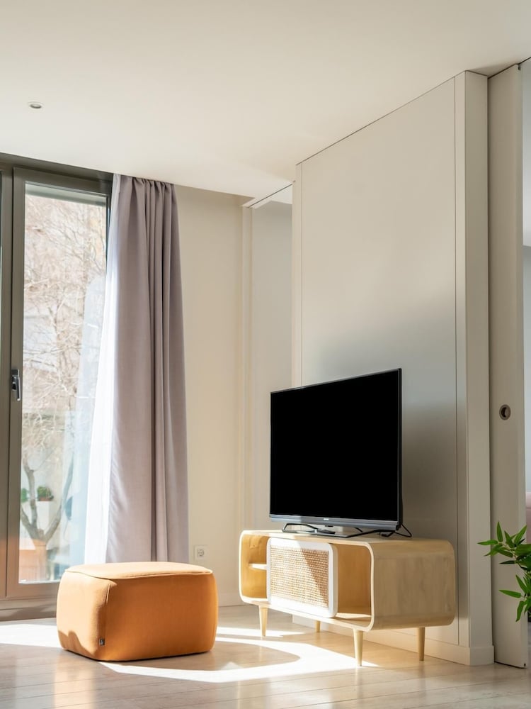 Фото Limehome Barcelona Rector Triadó