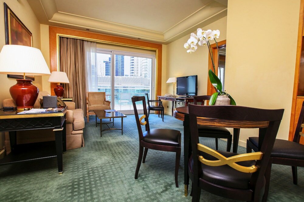 Фото Four Seasons Hotel Beirut