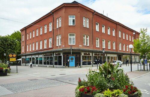 Гостиница Hotel Bishops Arms, Köping