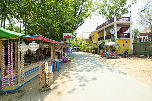 Гостиница Season B&b - Ngapali - Hostel