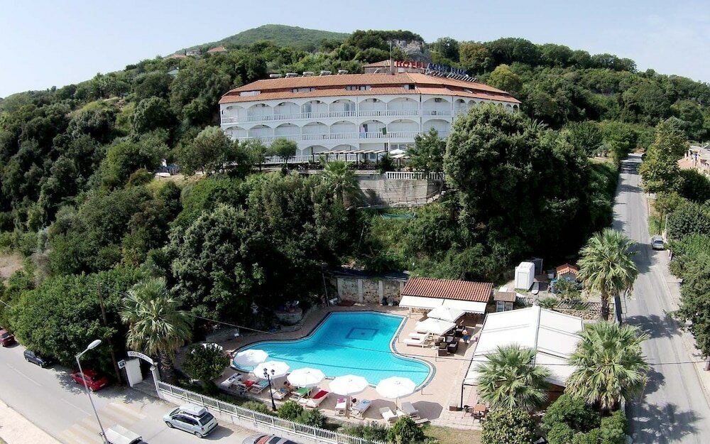 Фото отеля 3