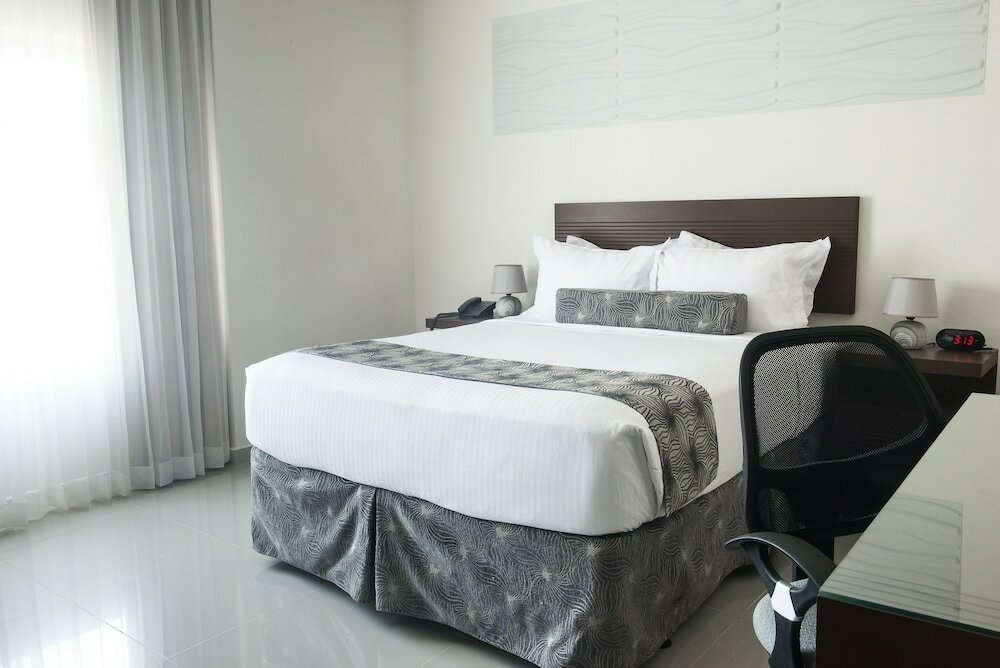 Фото Hotel Latitud 15