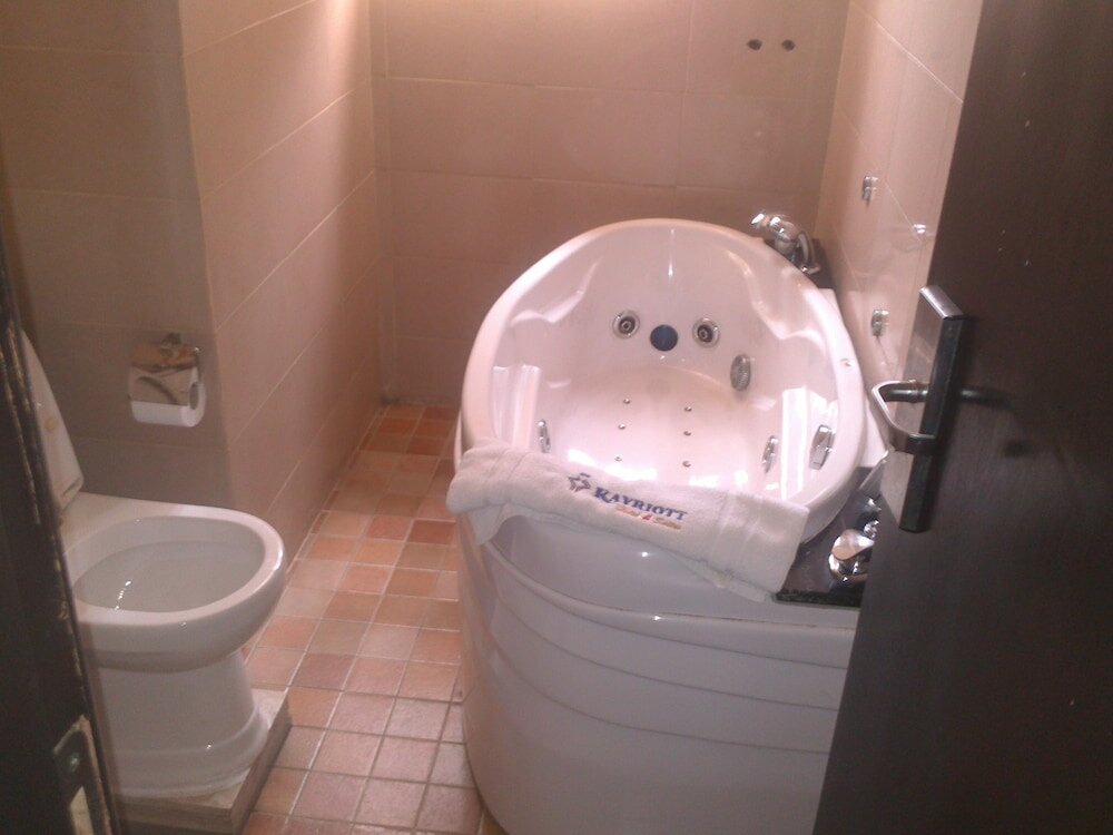 Фото Kayriott Hotel & Suites