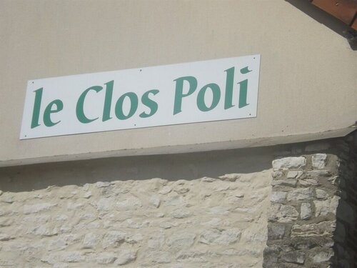 Гостиница Chambres D'hôtes Le Clos Poli