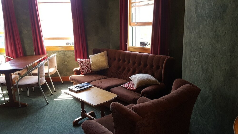 Фото Whakatane Hotel