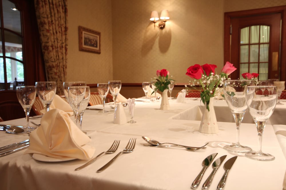 Фото Strathburn Hotel Inverurie by Compass Hospitality