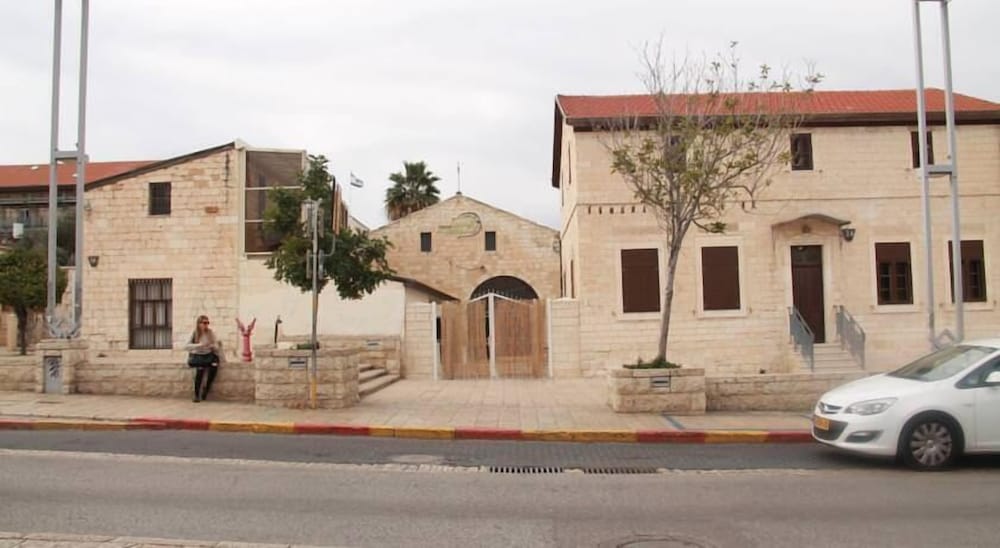 Фото Al Yakhour Hostel