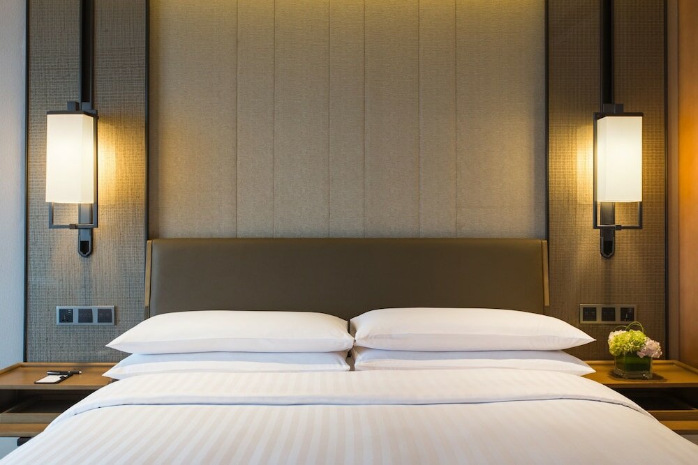 Фото Chongqing Marriott Hotel