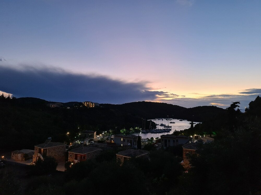 Фото Edem Studios & Apartments