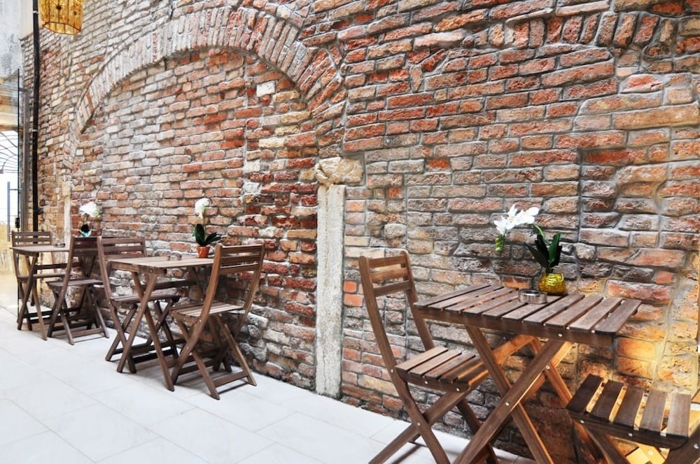 Фото Al Mascaron Ridente