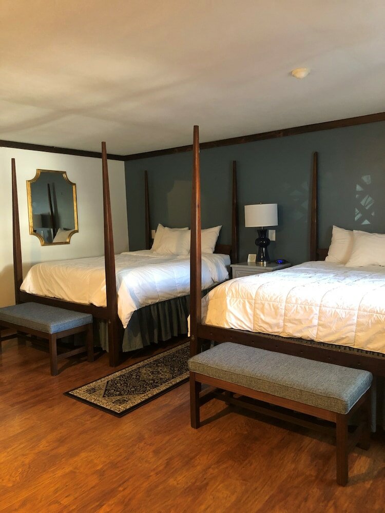 Фото Beekman Arms Hotel