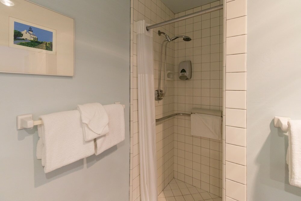 Фото Wave Crest Resort