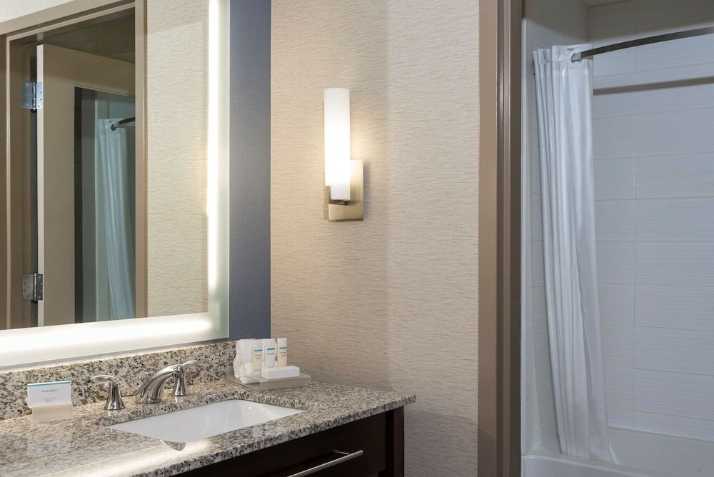 Фото Homewood Suites by Hilton Grand Rapids Downtown
