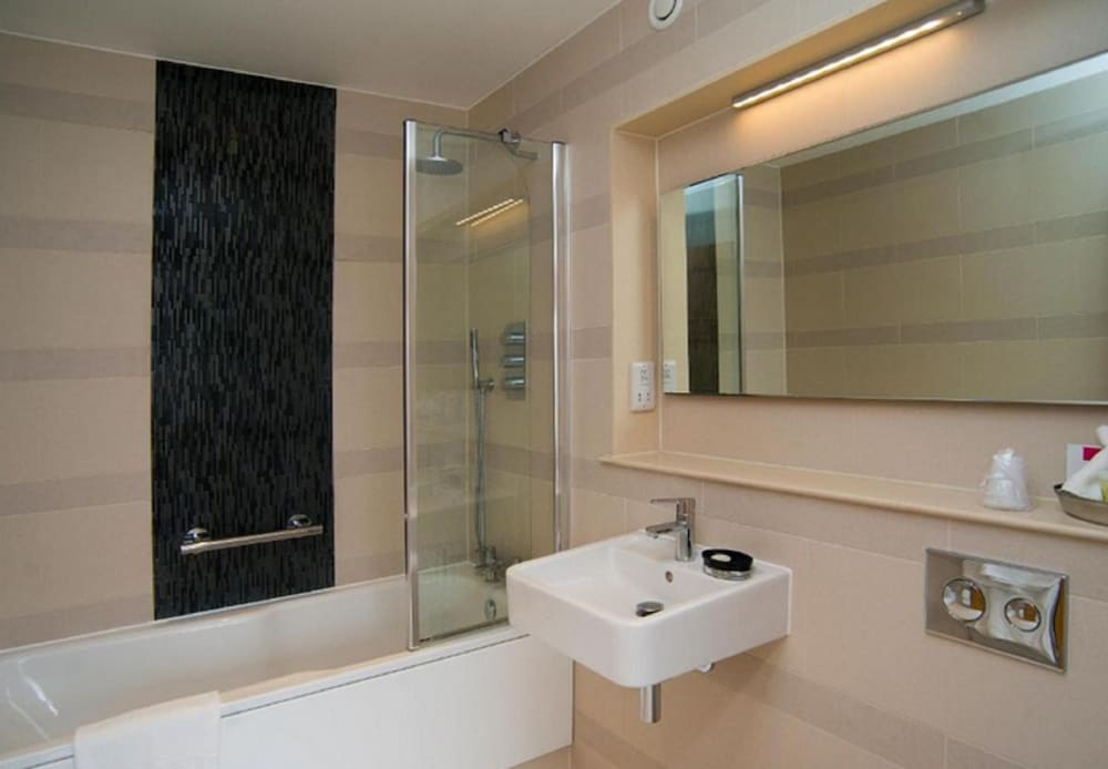 Фото Lensfield Hotel