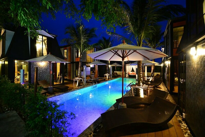 Гостиница Bukit Pool Villas