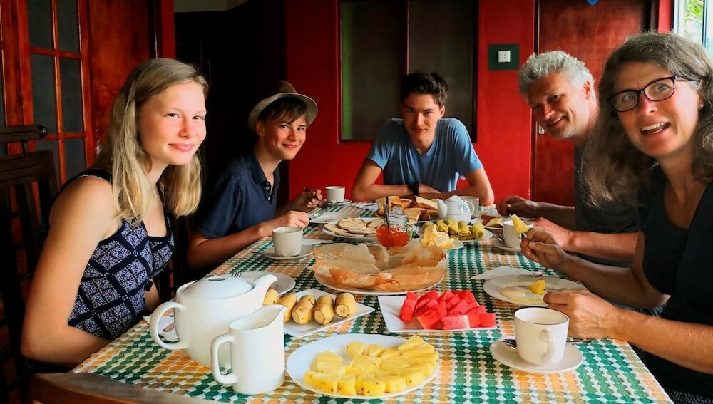 Фото Kandyan Holiday Center