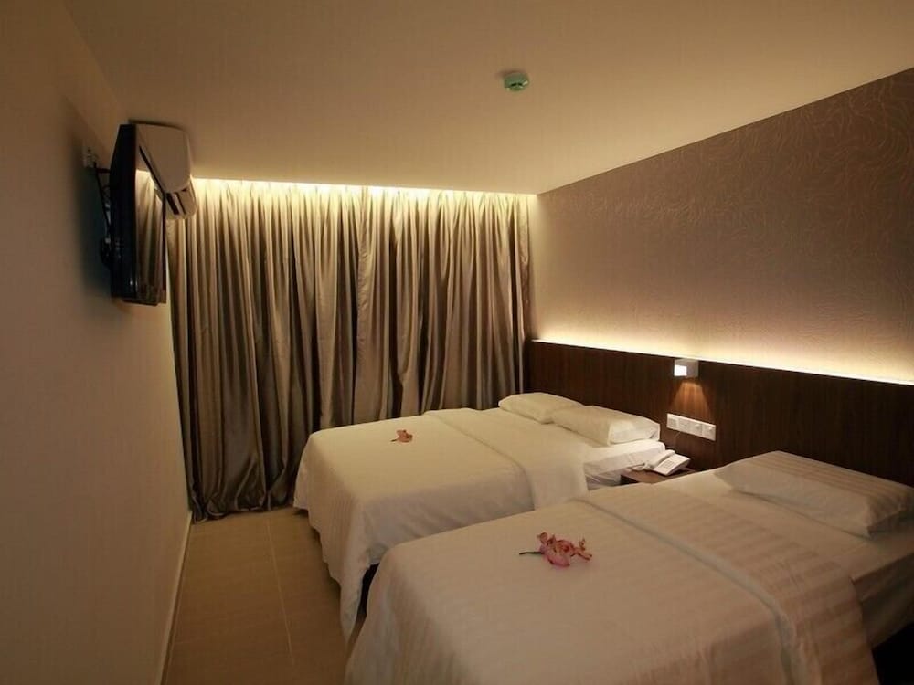 Фото Tai Ichi Hotel