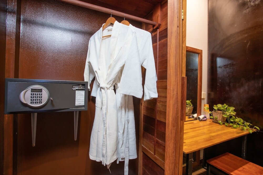 Фото Indra Porak Residence Hotel