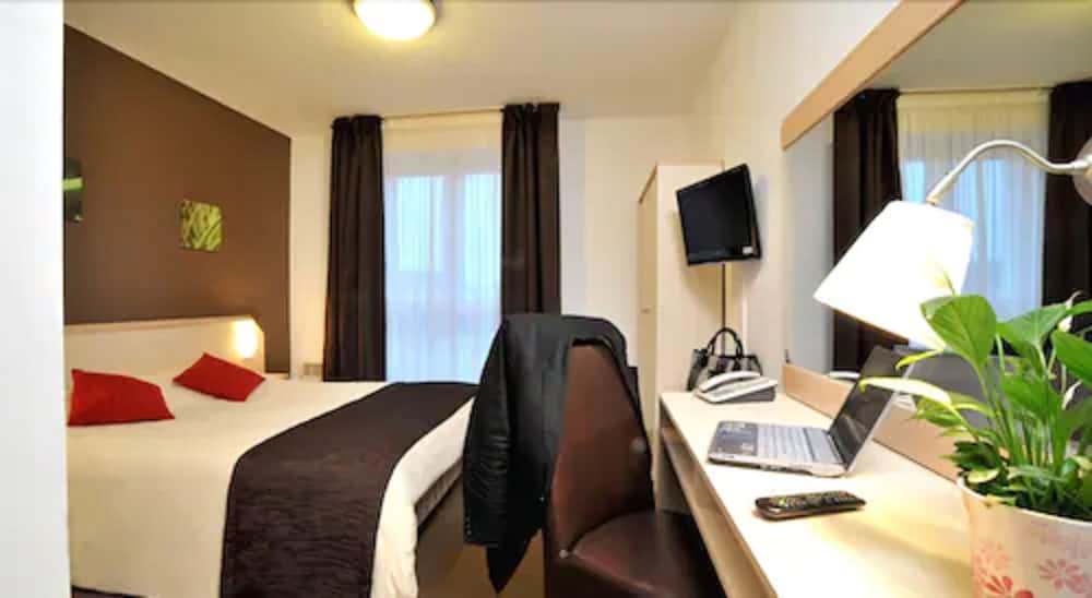 Фото Brit Hotel Cherbourg Octeville