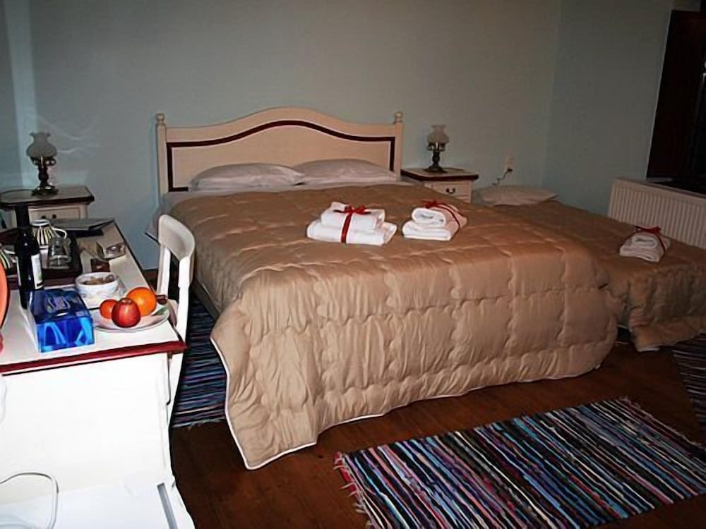 Фото Nikolas Guesthouse