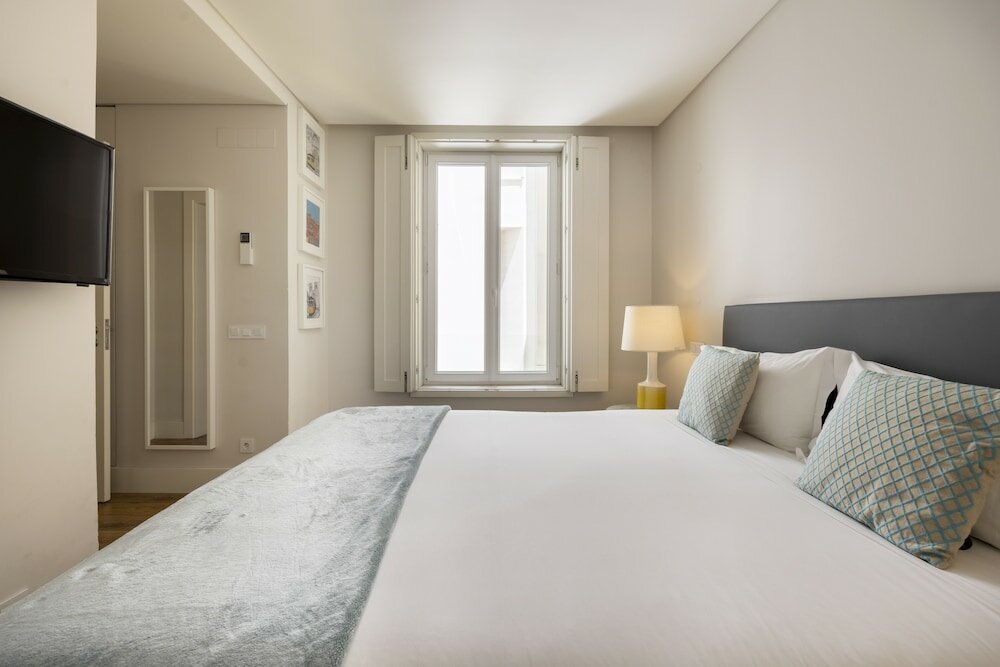 Фото Lisbon Best Apartments, площадь Шьяду