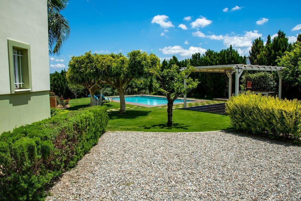 Фото Villa Dimokratia