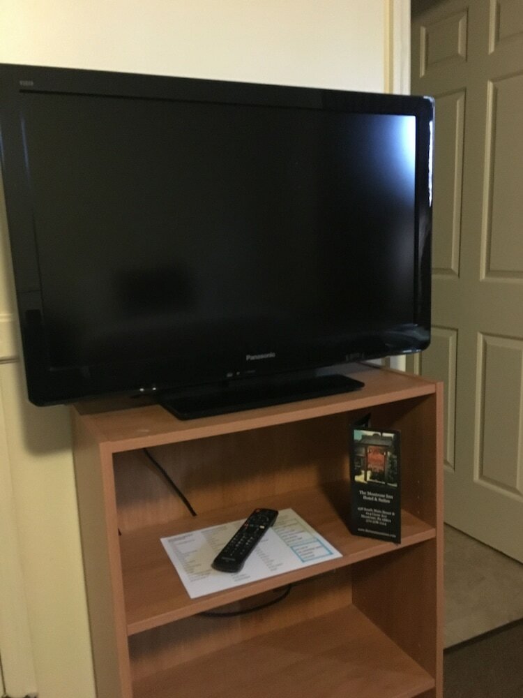 Фото The Montrose Hotel