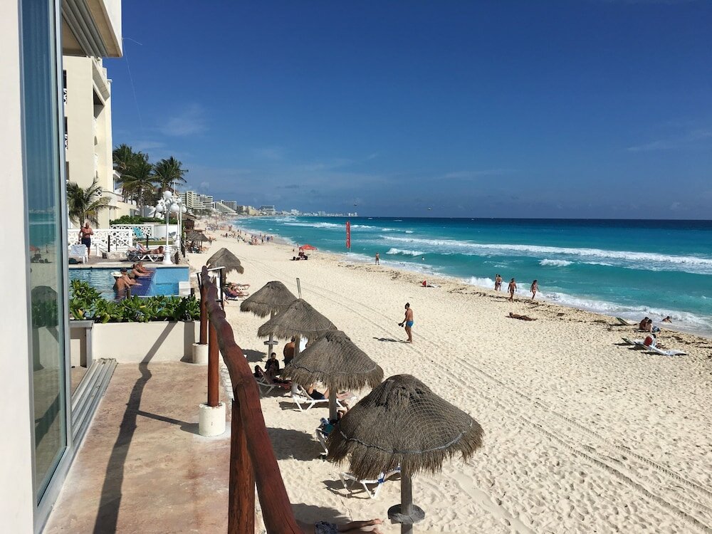 Фото Emporio Cancun