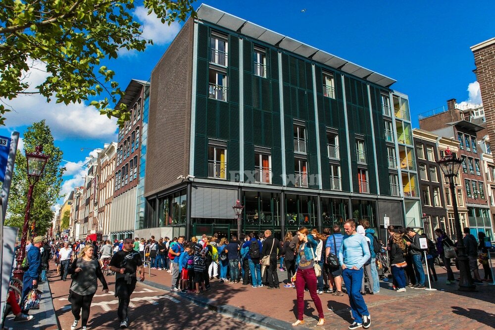 Фото Hampton by Hilton Amsterdam Centre East