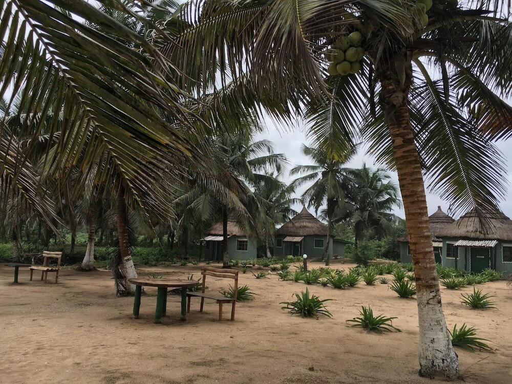 Фото Akwidaa Inn