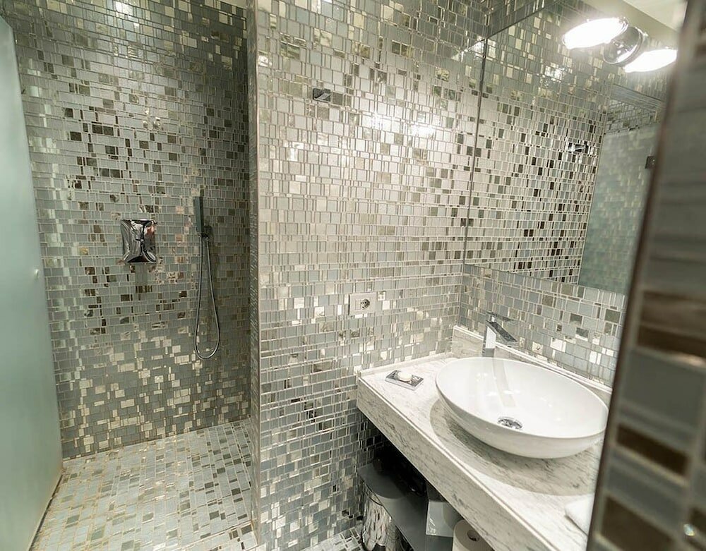 Фото Villa Lario Resort Mandello