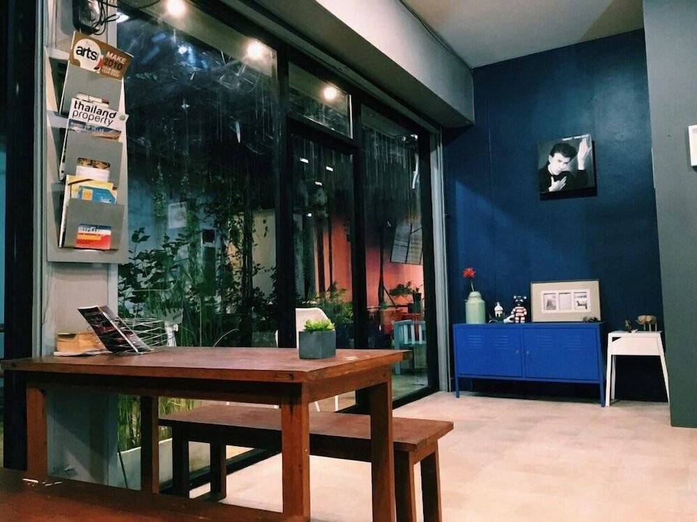 Фото Monkey Dive Yolo Bungalow