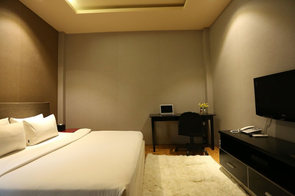 Фото Diamond Suite Hai Ba Trung