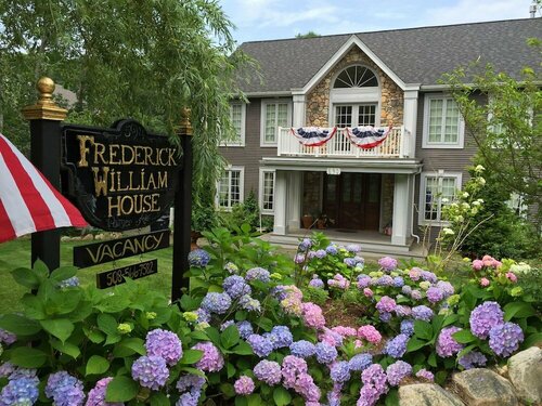 Гостиница Frederick William House
