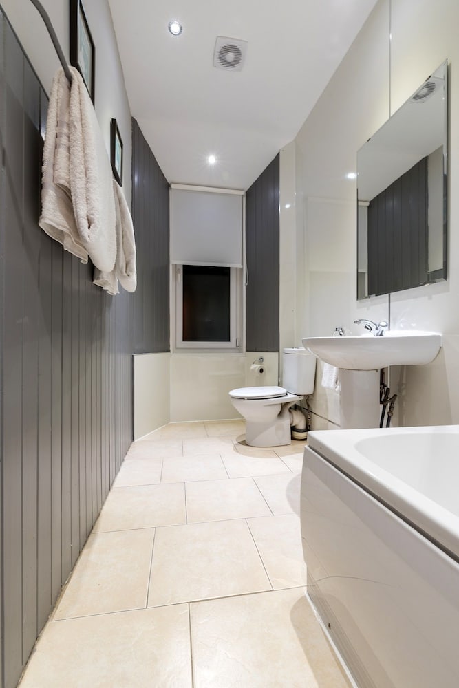 Фото Belhaven Apartment