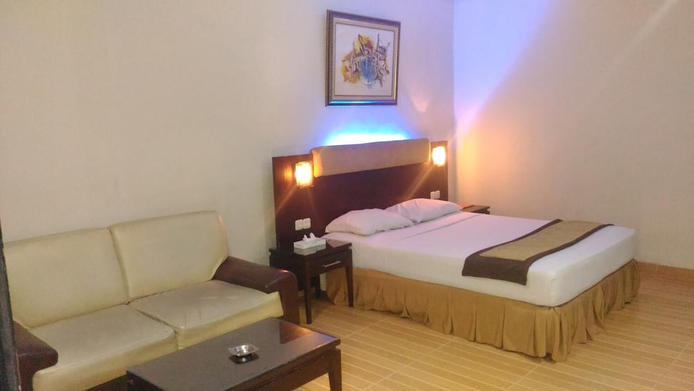 Фото D'Arcici Plumpang