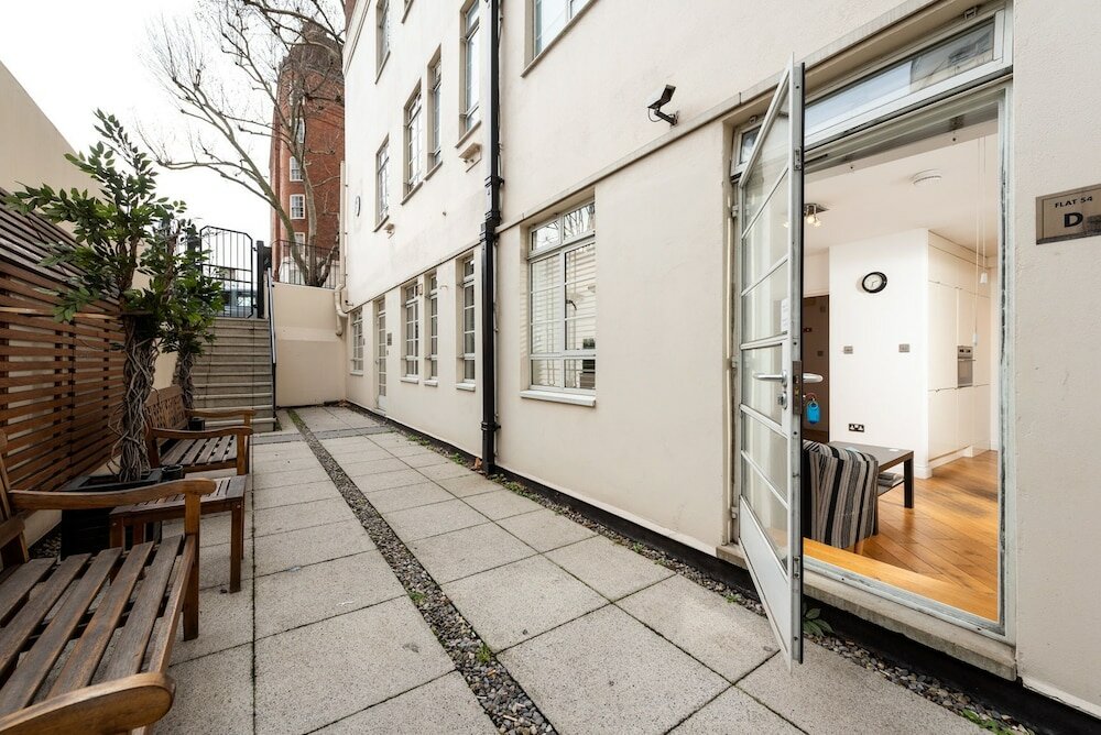 Фото Nell Gwynn House Apartments