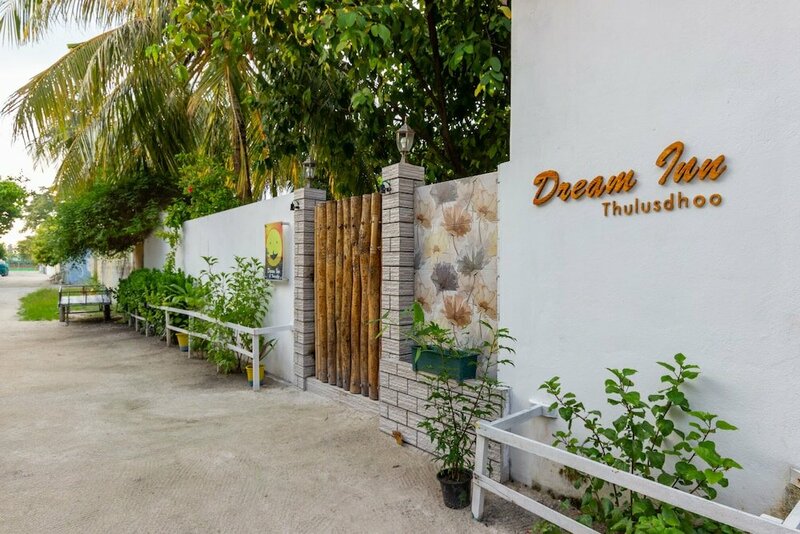 Гостиница Dream Inn Sun Beach Hotel в Тулусду