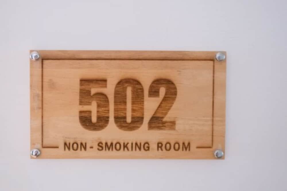 Фото The Corner Lodge