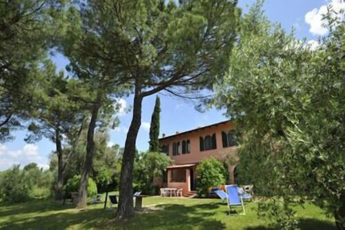 Гостиница Country House Bosco Lazzeroni в Монтайоне