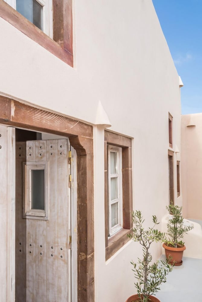 Фото Villa Kisiris