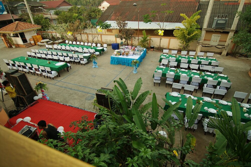 Фото E-Outfitting Vang Thong Hotel